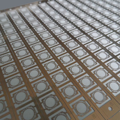 Goede prijs. Fotochemisch rol-naar-rol etsproces met de hoogste precisie online