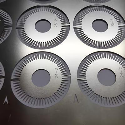 Goede prijs. Metalen naalden voor de schoonheidsindustrie online